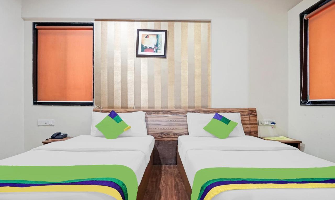 Treebo Trend Silver Crest Lohogaon Екстер'єр фото