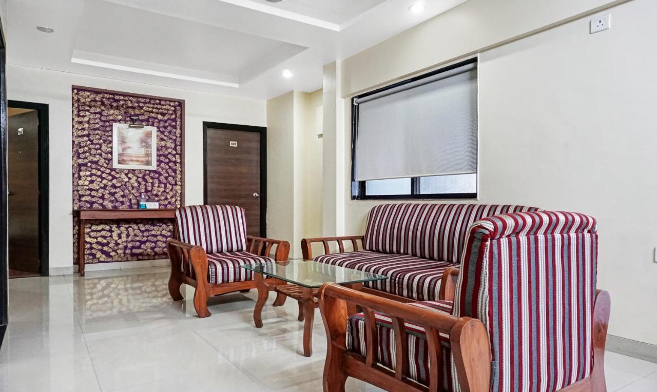 Treebo Trend Silver Crest Lohogaon Екстер'єр фото